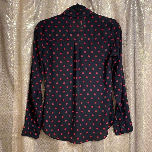 Express black/red polkadot portifino button down blouse, size XS slim - Picture 4 of 4
